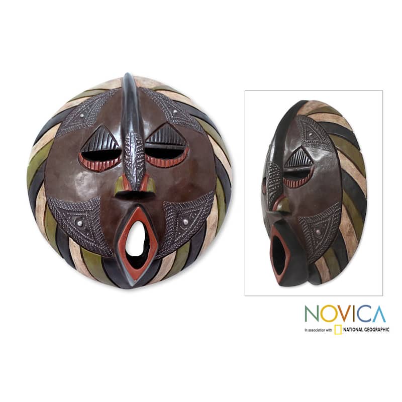 Handcrafted Sese Wood 'Harvest Increase' African Mask (Ghana) - Multi/Brown