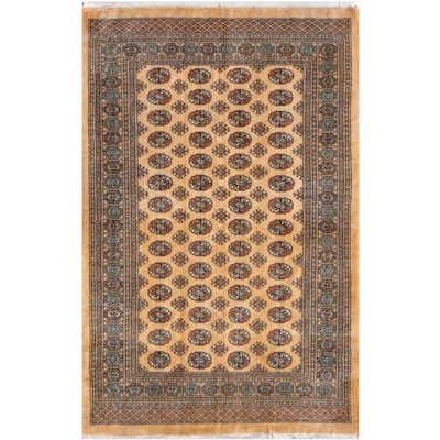 Handmade Bokhara Wool Rug (Pakistan) - 5' x 7'9