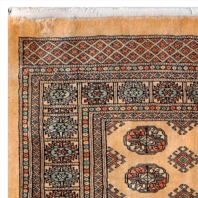 Handmade Bokhara Wool Rug (Pakistan) - 5' x 7'9