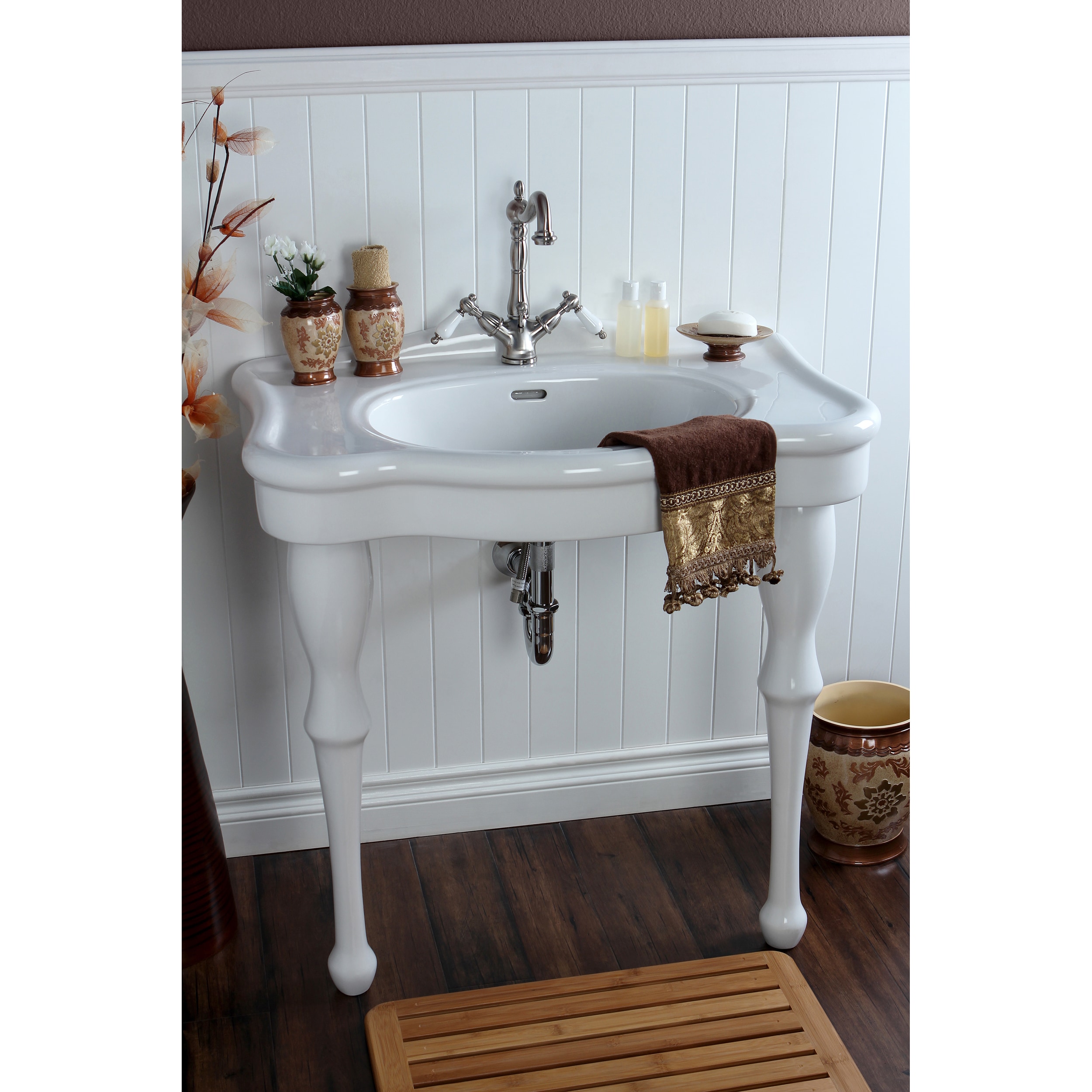 https://ak1.ostkcdn.com/images/products/8036004/Vintage-32-inch-for-Single-hole-Wall-Mount-Pedestal-Bathroom-Sink-Vanity-42f35c99-404f-4003-a6b8-52085218c676.jpg