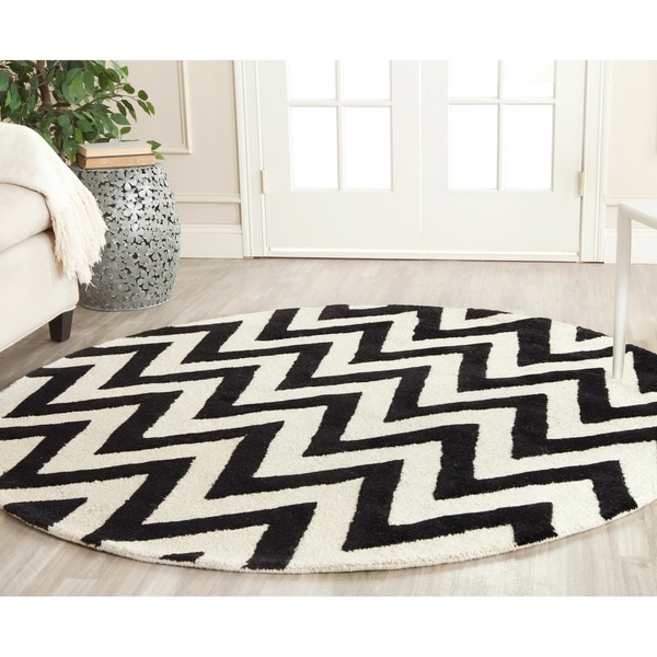 Shop Safavieh Handmade Moroccan Cambridge Chevron Black Wool Rug Round On Sale Free