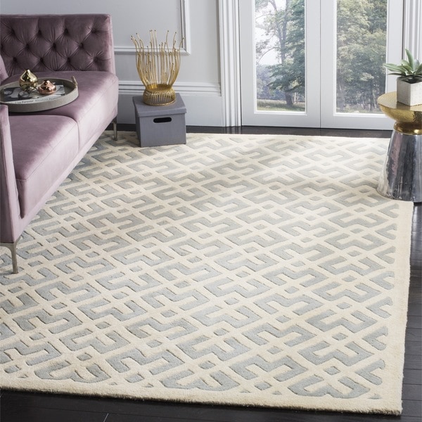 Safavieh Handmade Moroccan Chatham Grey/ Ivory Wool Rug - 5' x 8'