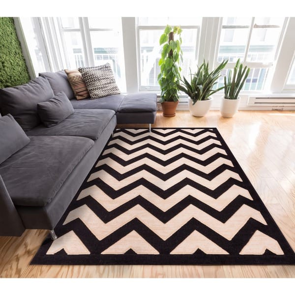 https://ak1.ostkcdn.com/images/products/8059280/Modern-Chevron-Black-Sand-Area-Rug-33-x-53-39ff1d46-97df-435d-ba31-5b5e6702b73b_600.jpg?impolicy=medium