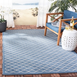 Safavieh Courtyard Marta Geometric Indoor/ Outdoor Rug