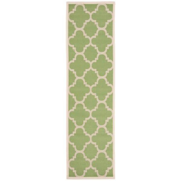 Safavieh Courtyard Quatrefoil Green/ Beige Indoor/ Outdoor Rug - 2'3" x 10'