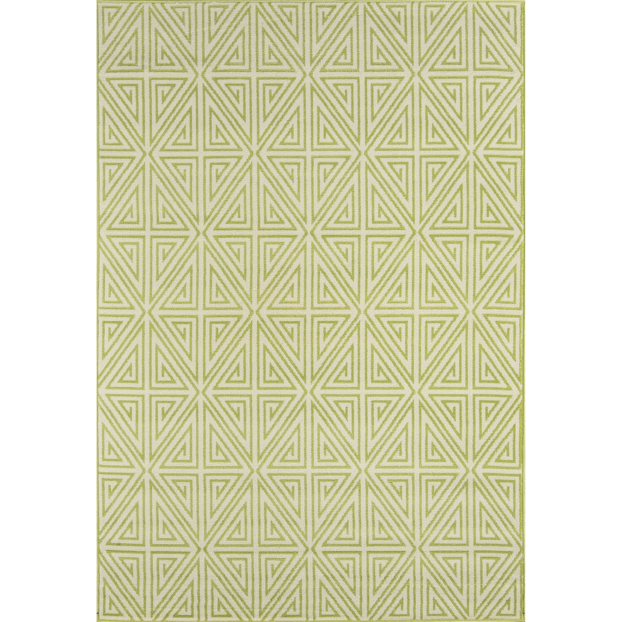 Indoor/ Outdoor Green Diamonds Rug (53 X 76)