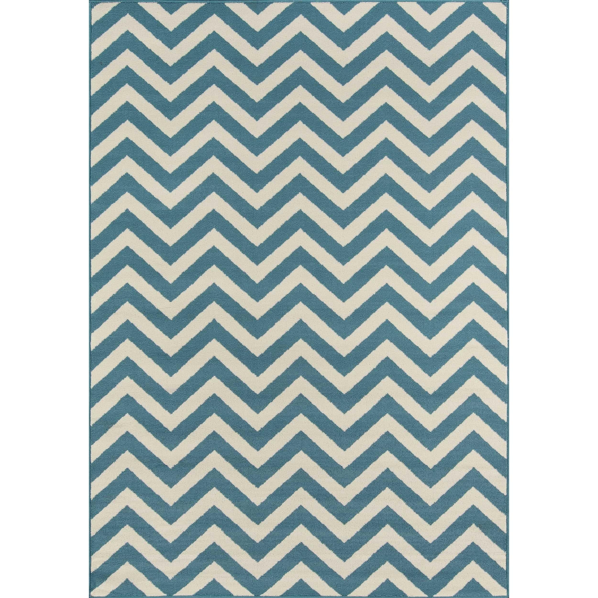 Indoor/ Outdoor Blue Chevron Rug (53 X 76)