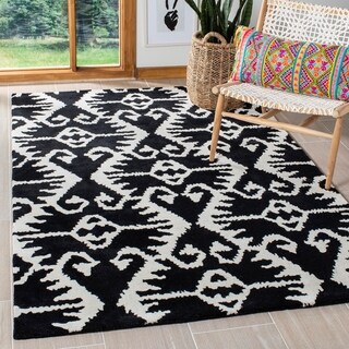 Safavieh Handmade Wyndham Zvonka Modern Wool Rug