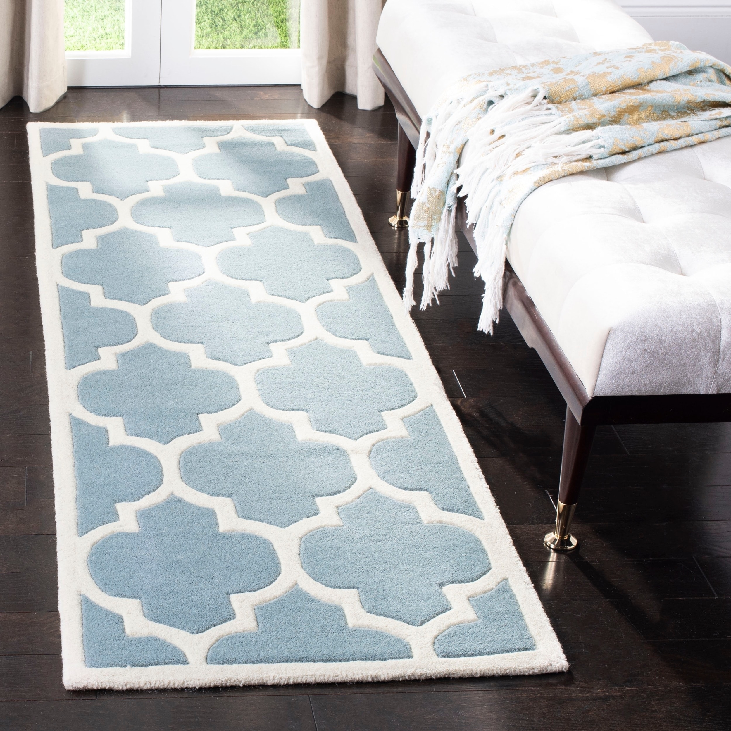 Handmade Moroccan Blue Geometric Wool Rug (23 X 11)