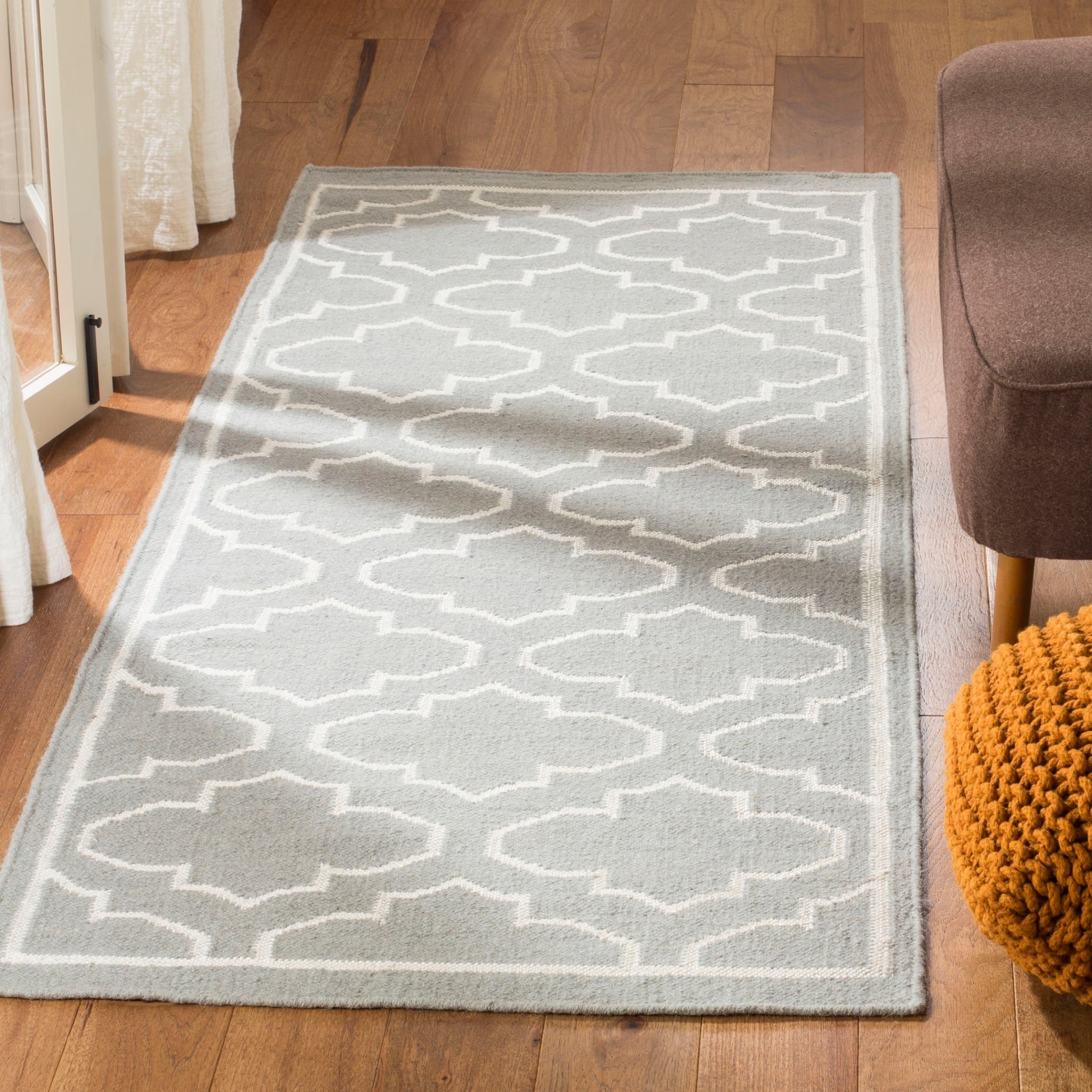 Safavieh Hand woven Moroccan Dhurrie Grey Wool Rug (26 X 7)