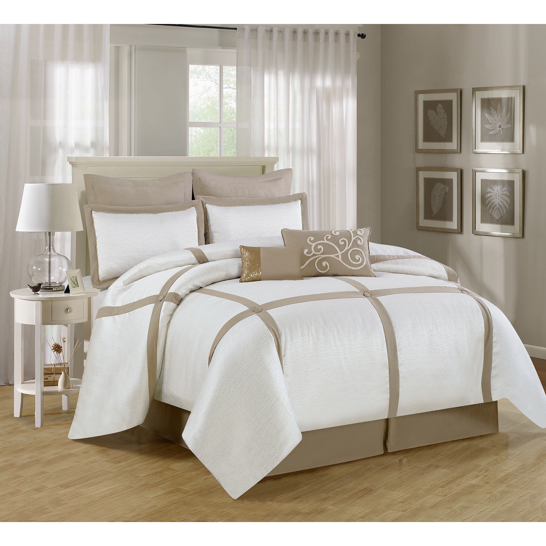 Symphony Tufted 8 piece Comforter Set