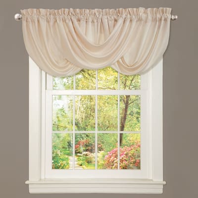 The Gray Barn Dogwood Ivory Valance
