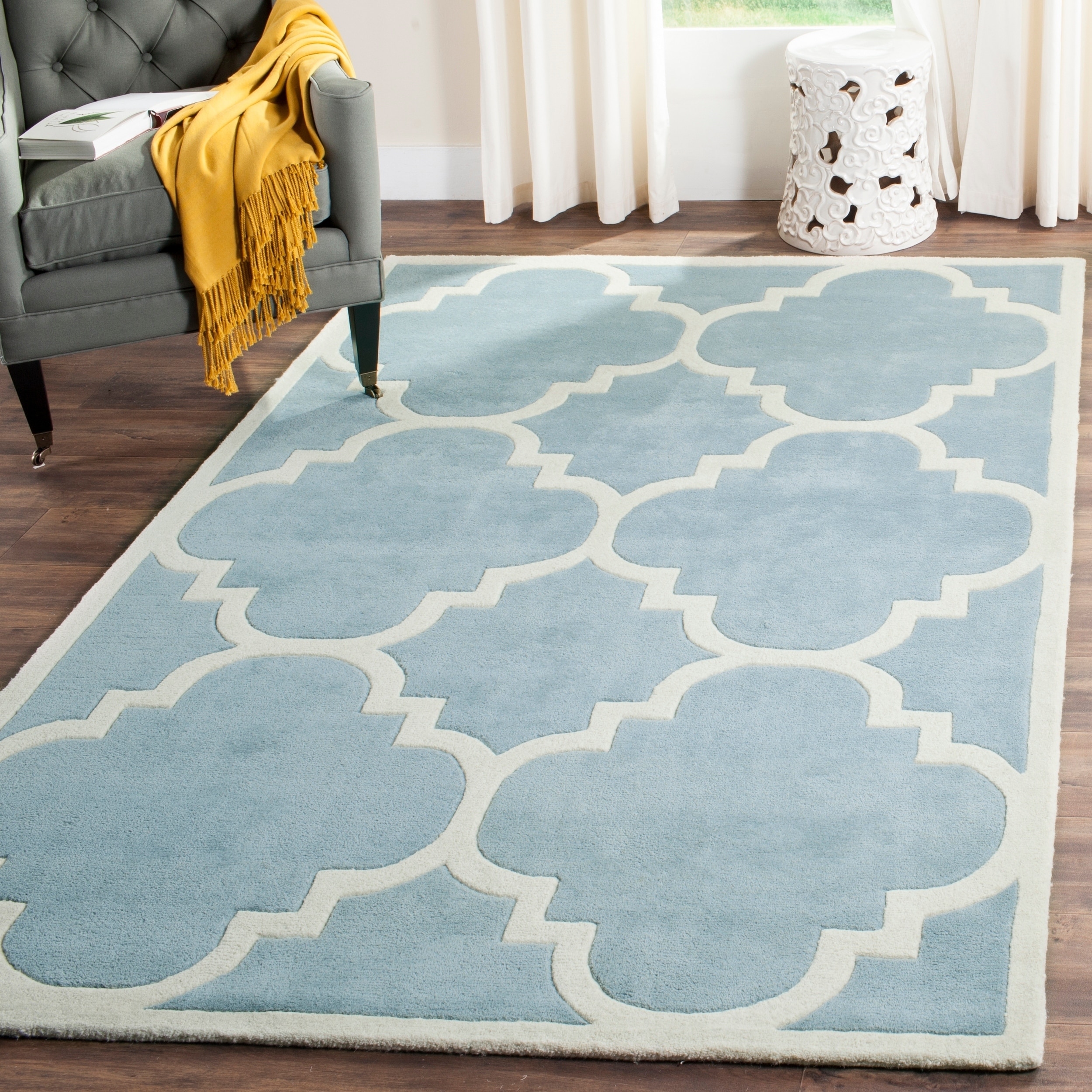 Handmade Moroccan Blue Wool Rug With Cotton Canvas Backing (5 X 8)