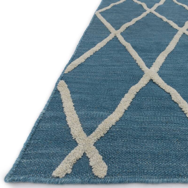 Alexander Home Lennon Diamond Handcrafted 100% Wool Rug