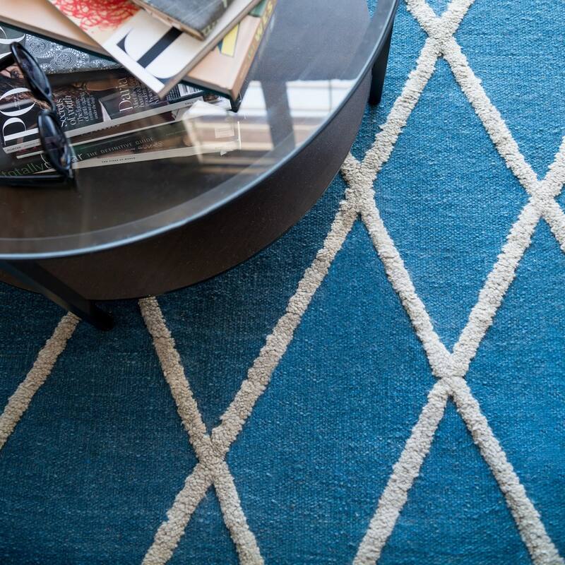 Alexander Home Lennon Diamond Handcrafted 100% Wool Rug