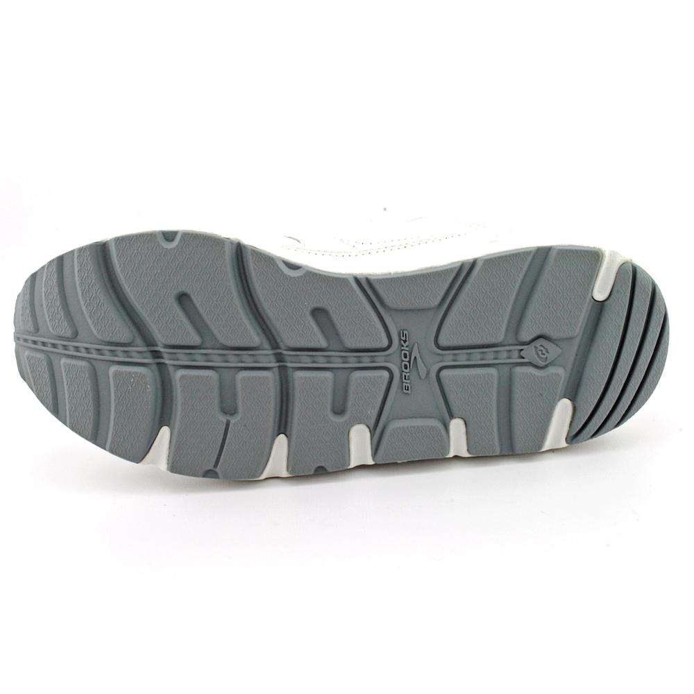 brooks extra wide womens shoes