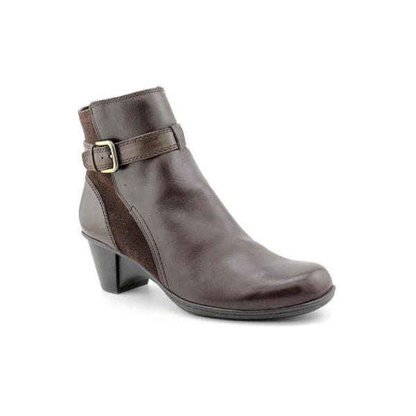 naturalizer narrow boots