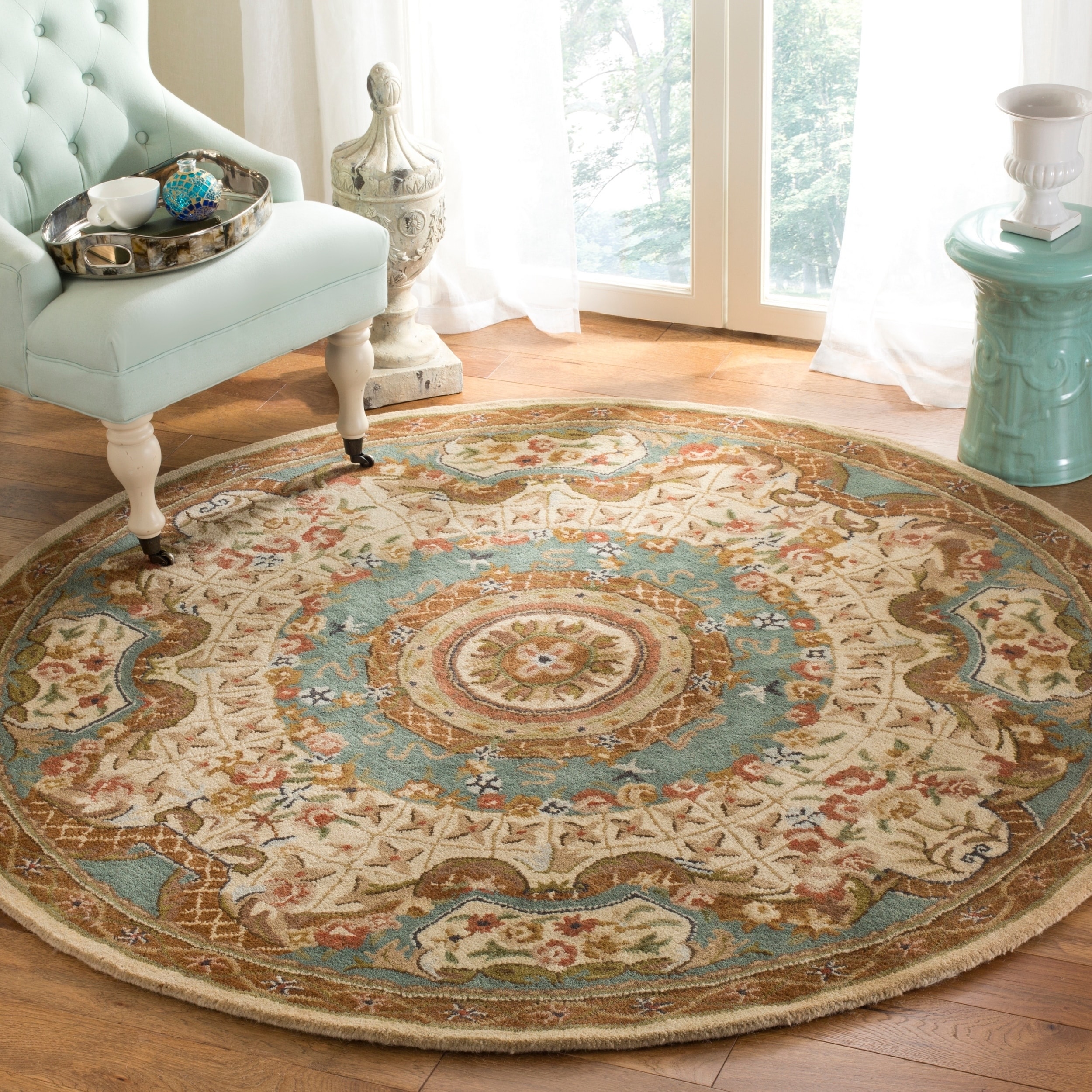 Safavieh Hand made Classic Ivory/ Light Blue Wool Rug (6 Round)