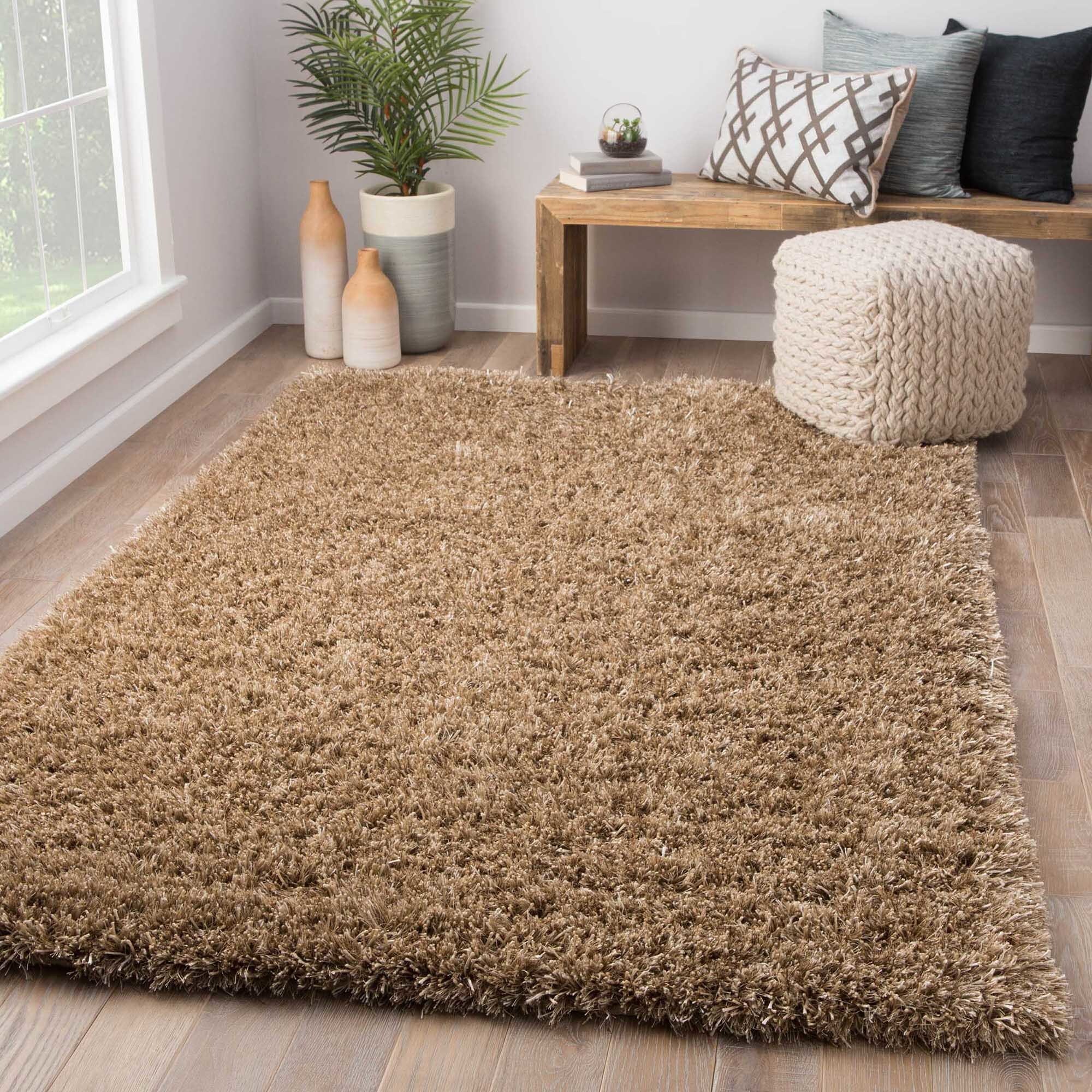 Hand woven Shags Solid Pattern Brown Rug (8 X 10)