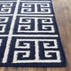 Safavieh Handmade Flatweave Dhurries Renae Modern Wool Rug - Thumbnail 71