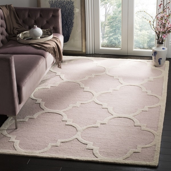 Safavieh Handmade Moroccan Cambridge Light Pink/ Ivory Wool Rug - 9' x 12'