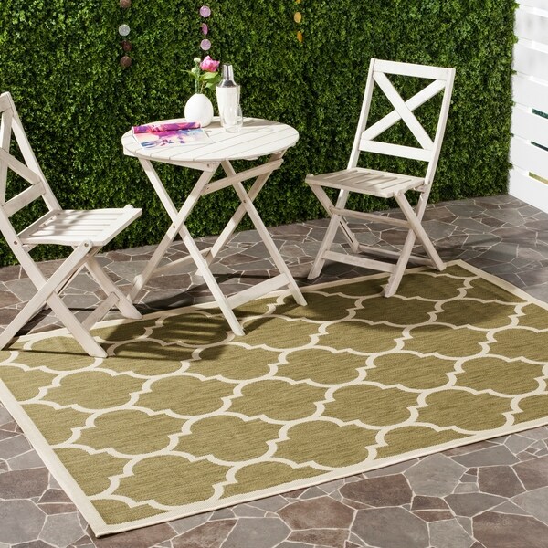 Safavieh Courtyard Moroccan Pattern Green/ Beige Indoor/ Outdoor Rug - 8' x 11'