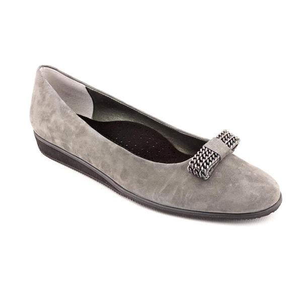 Vaneli Women's Gray 'Agnessa' Leather Casual Shoes   Wide Vaneli Flats