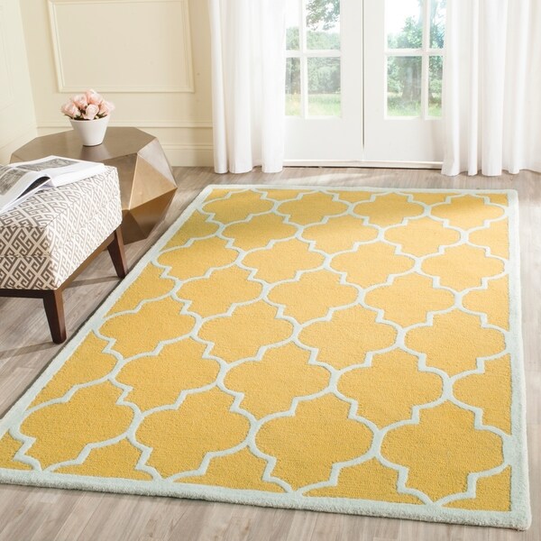 Safavieh Handmade Moroccan Cambridge Gold/ Ivory Wool Rug - 8' x 10'