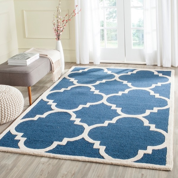Safavieh Handmade Moroccan Cambridge Navy/ Ivory Wool Rug - 8' x 10'