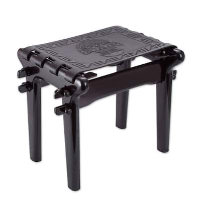 Handmade Tornillo Wood and Leather Nobility Stool (Peru)