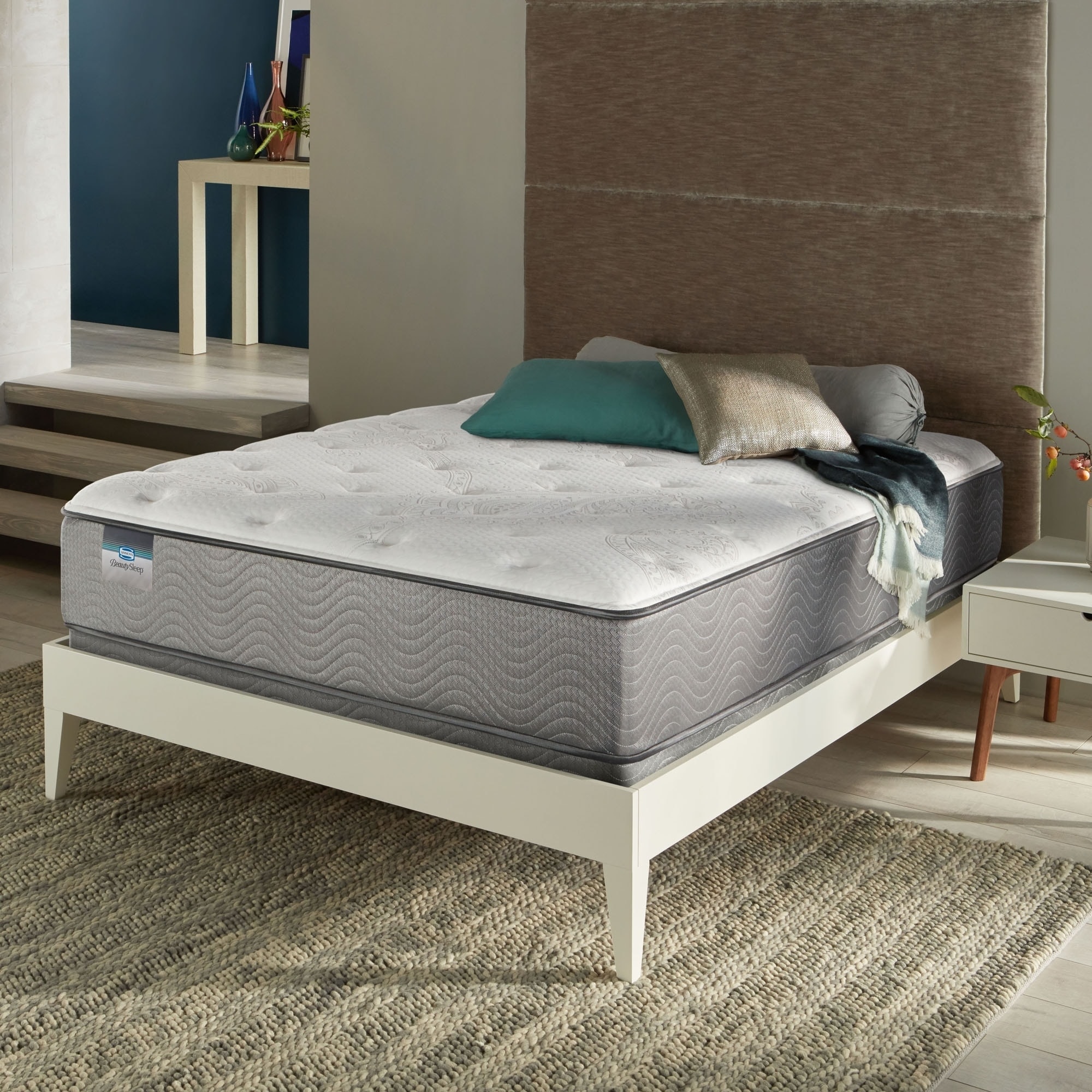 Simmons BeautySleep Finleyville シングル Simmons Beautyrest Silver Henderson Cove Plush Mattress - DealBeds.com マットレス