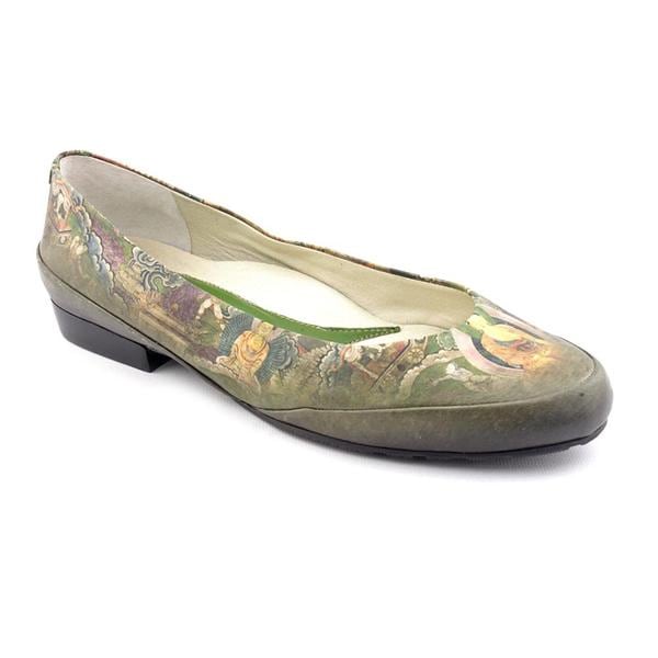 women's casual shoes size 11