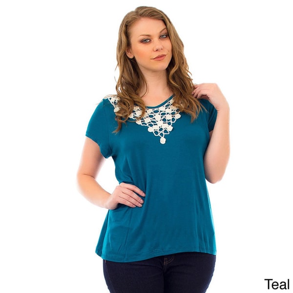 Stanzino Plus Size Crochet Detailed High Low Top Stanzino Tops