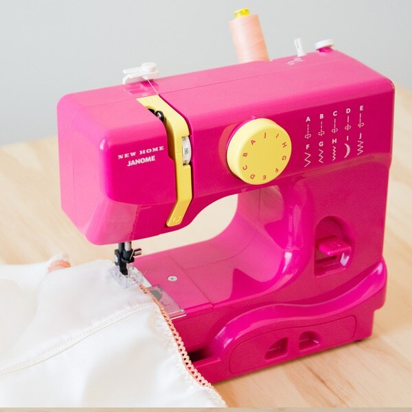 Shop Janome Fastlane Fuchsia Basic Easytouse 40stitch Freearm Best Janome Basic 10 Stitch Portable Sewing Machine Shop Janome Fastlane Fuchsia Basic Easytouse 40stitch Freearm Best Janome Basic 10 Stitch Portable Sewing Machine