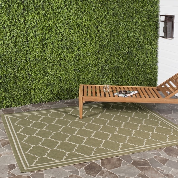 Safavieh Courtyard Transitional Green/ Beige Indoor/ Outdoor Rug - 9' x 12'