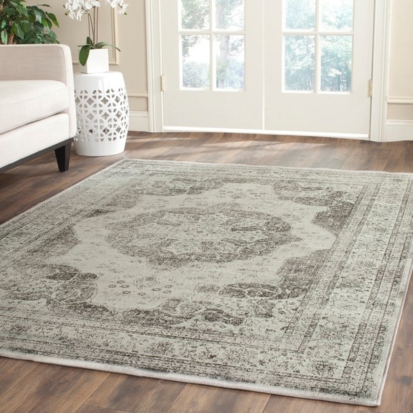Safavieh Vintage Grey/ Multi Distressed Silky Viscose Rug (8' x 11'2) - 8' x 11'2