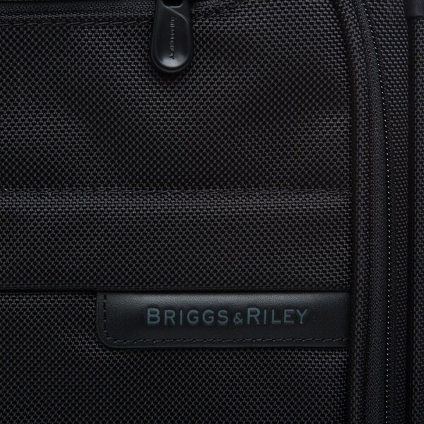 briggs and riley 21 inch carry on