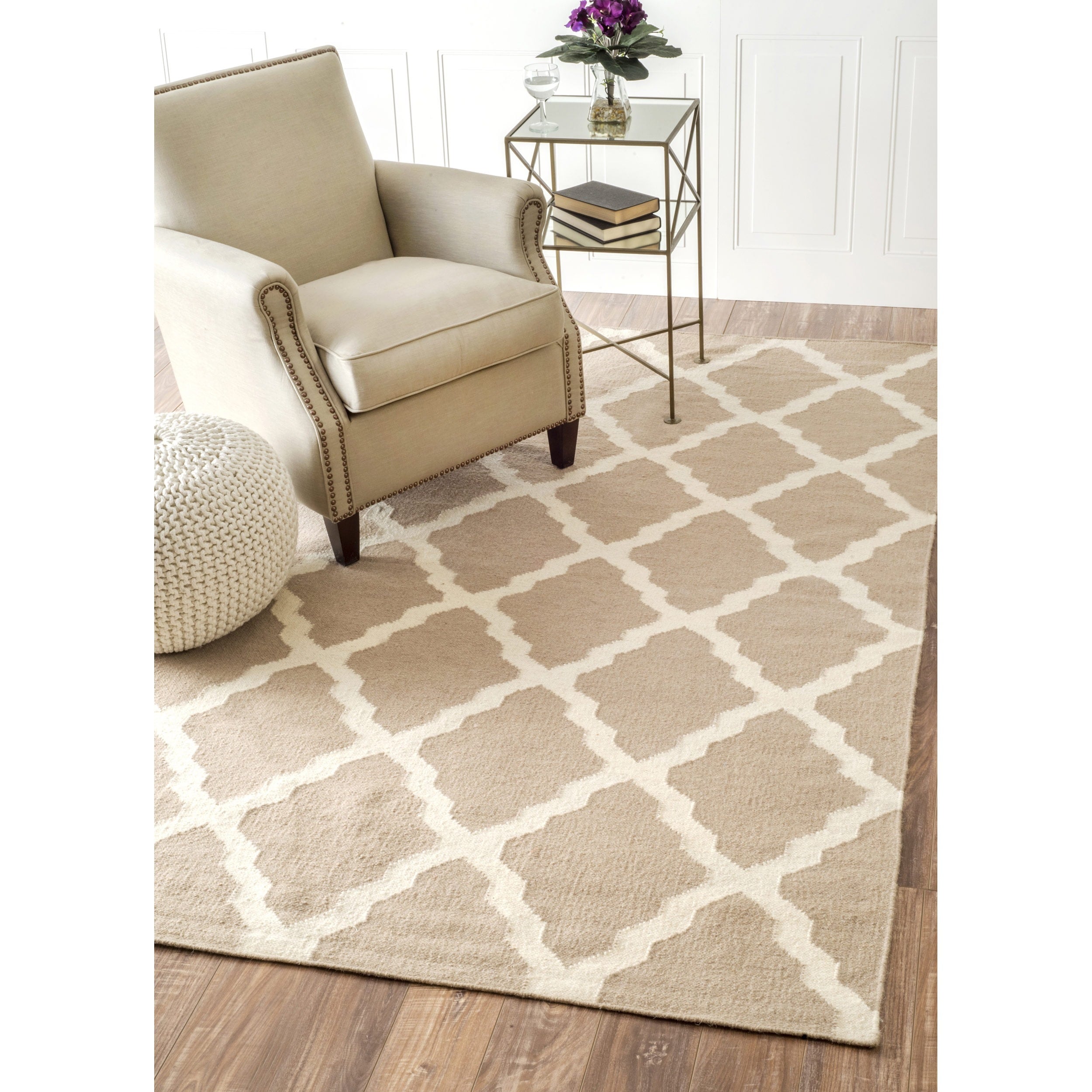 Nuloom Hand hooked Moroccan Trellis Flatweave Natural Wool Rug (76 X 96)