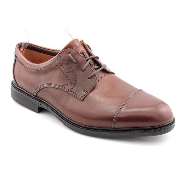 Shop Clarks Men�s �UN.Olaf� Leather Dress Shoes Wide