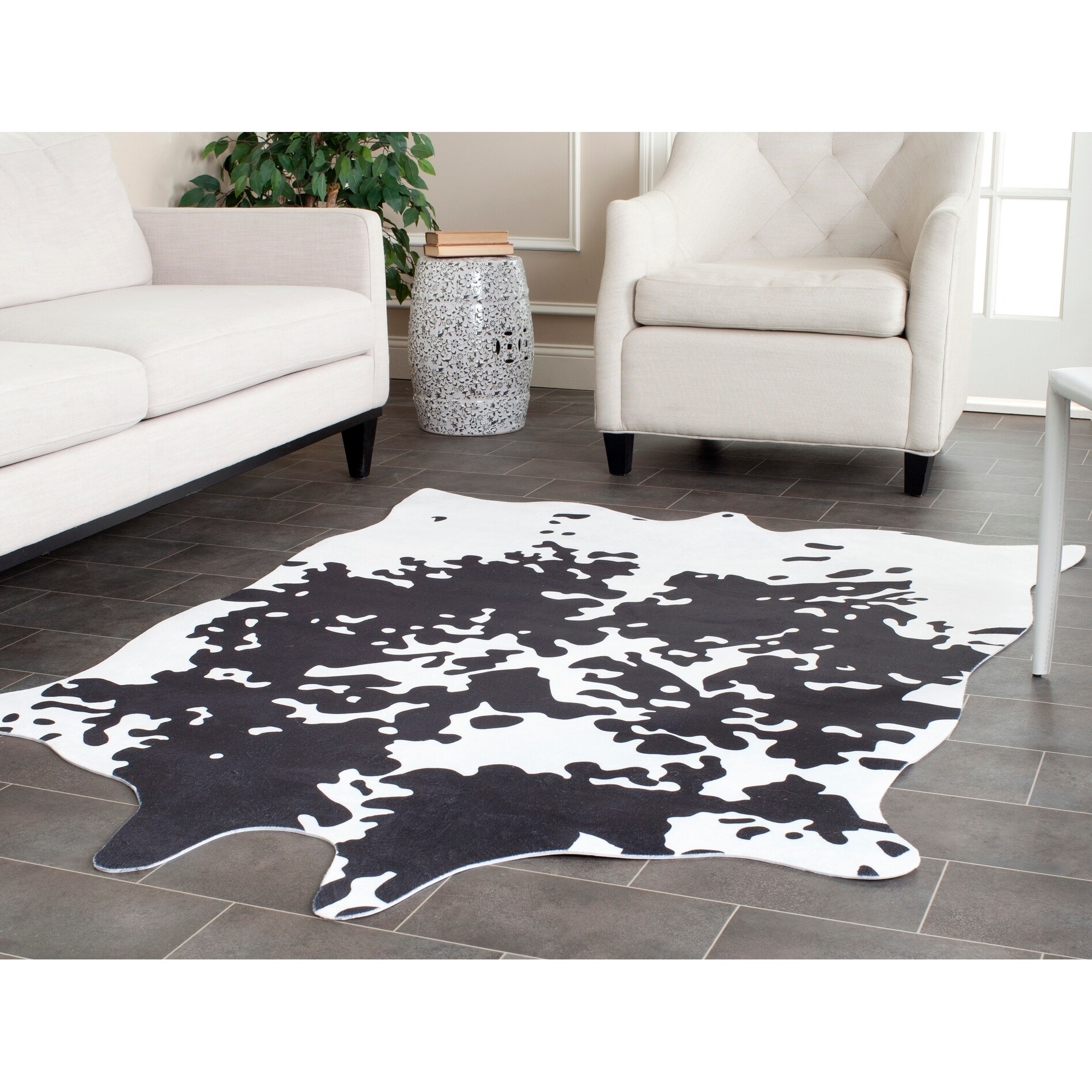 Shop Safavieh Faux Cowhide Brindle Polyester Rug 5' x 6'6" On Sale