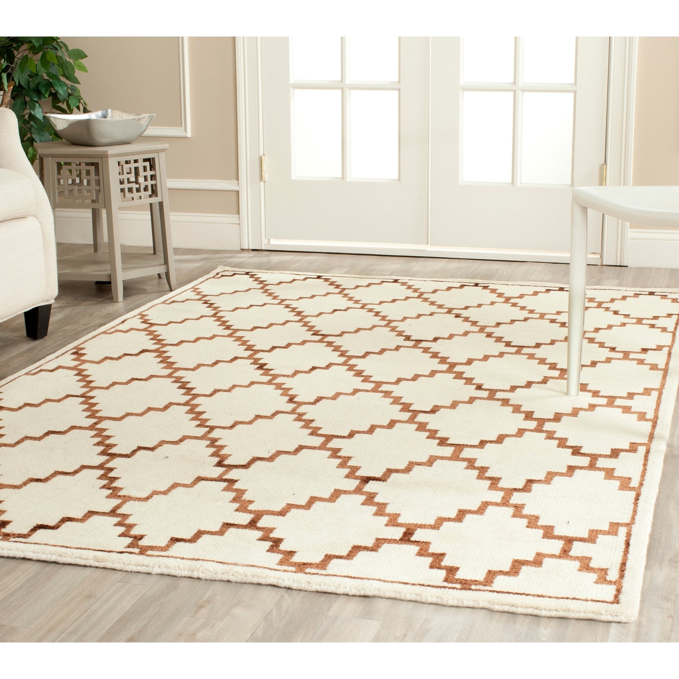 Safavieh Hand knotted Mosaic Ivory/ Brown Wool/ Viscose Rug (5 X 8)