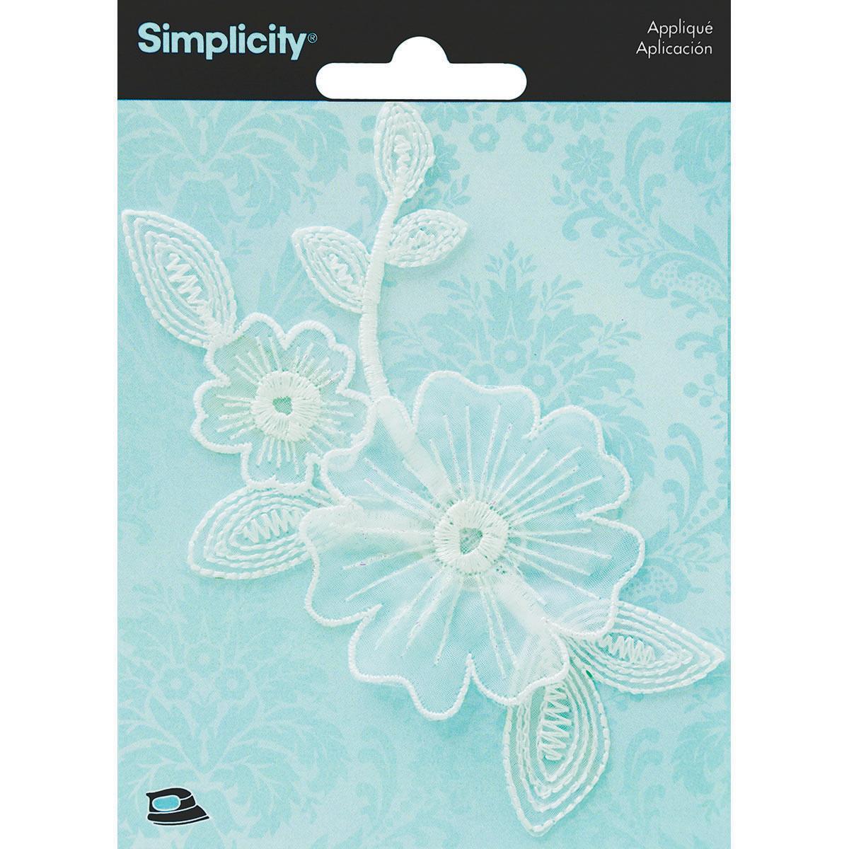 Elegant Expression White Flower Applique   1/pkg