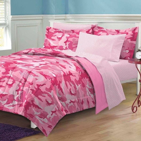 Geo Camo Pink 7-piece Bed in a Bag with Sheet Set - Overstock - 8316095
