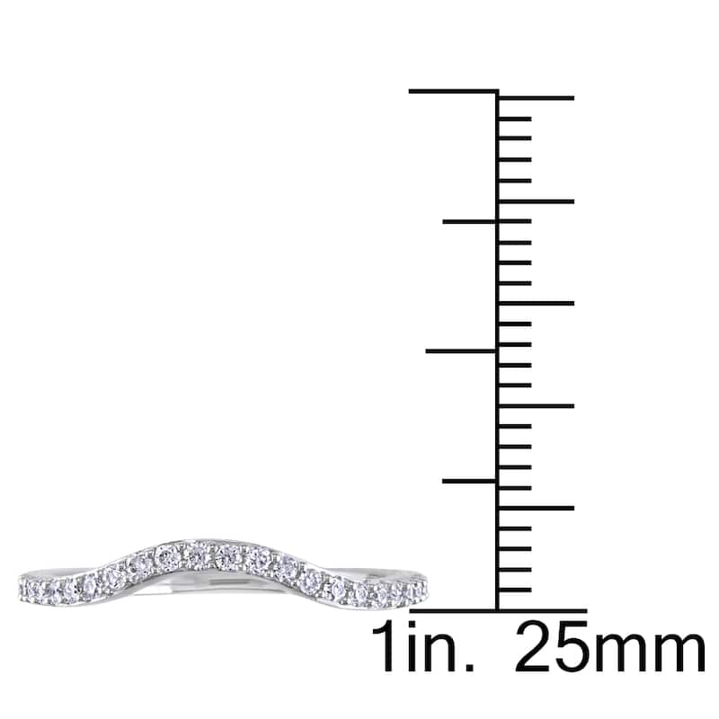 Miadora 10k White Gold 1/5ct TDW Diamond Curved Wedding Band
