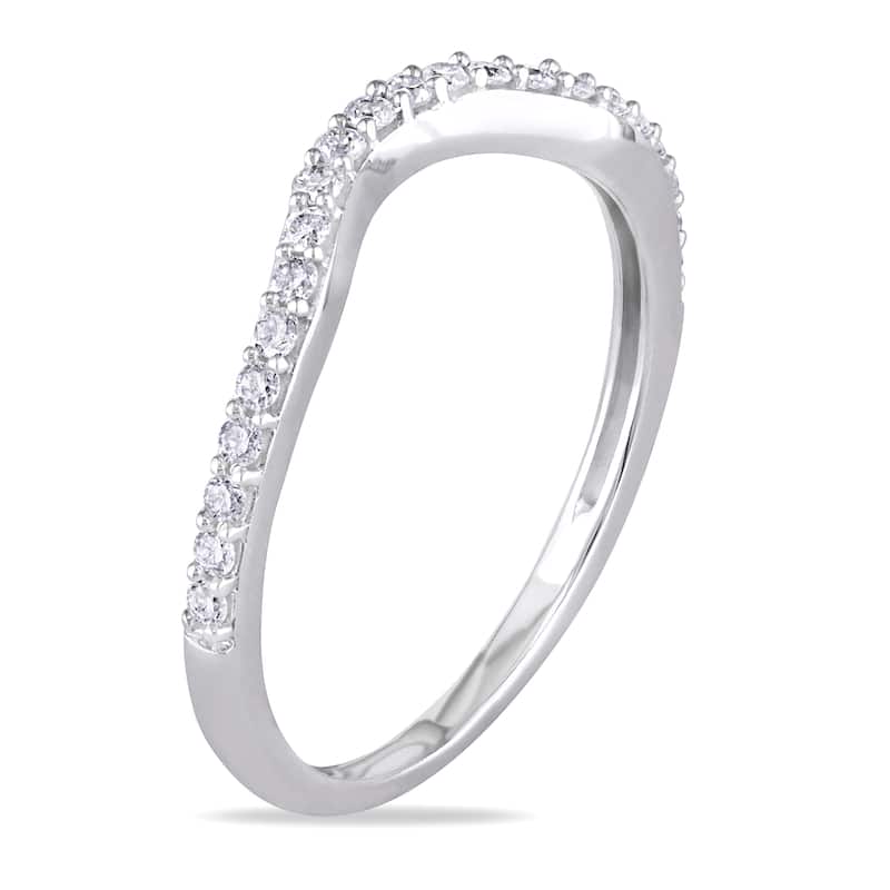 Miadora 10k White Gold 1/5ct TDW Diamond Curved Wedding Band