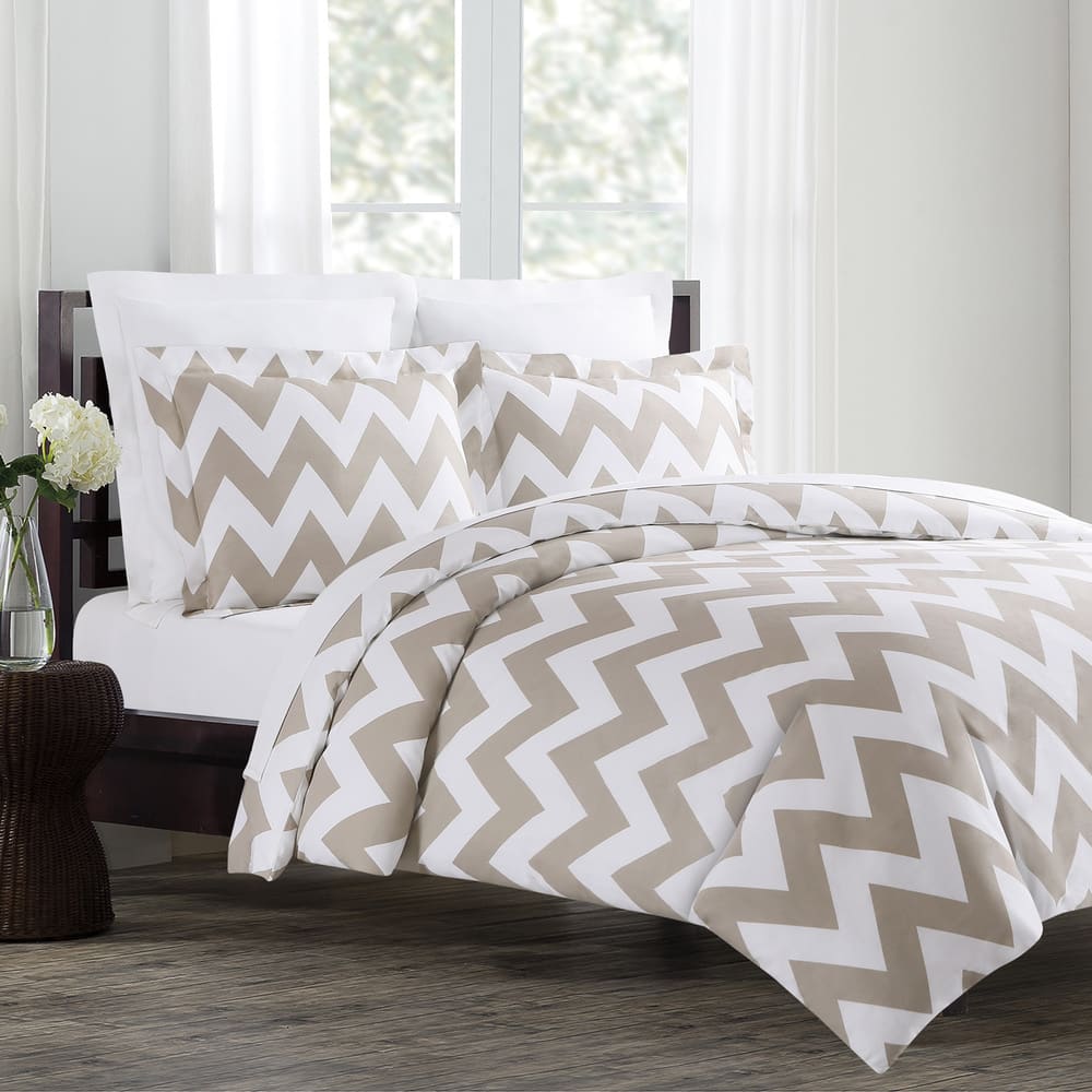 Echelon Home Chevron 3-piece Cotton Duvet Cover Set