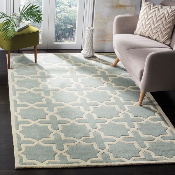 Safavieh Handmade Moroccan Chatham Contemporary Gray/ Ivory Wool Rug - 10' x 14'