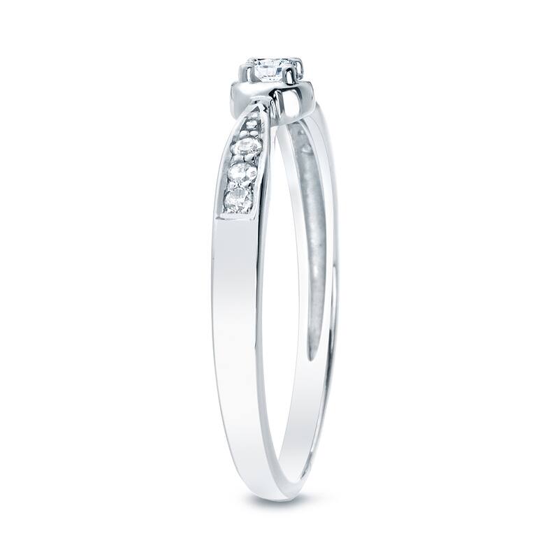 Auriya 1/10ct TDW Round Diamond Promise Ring 10K Gold