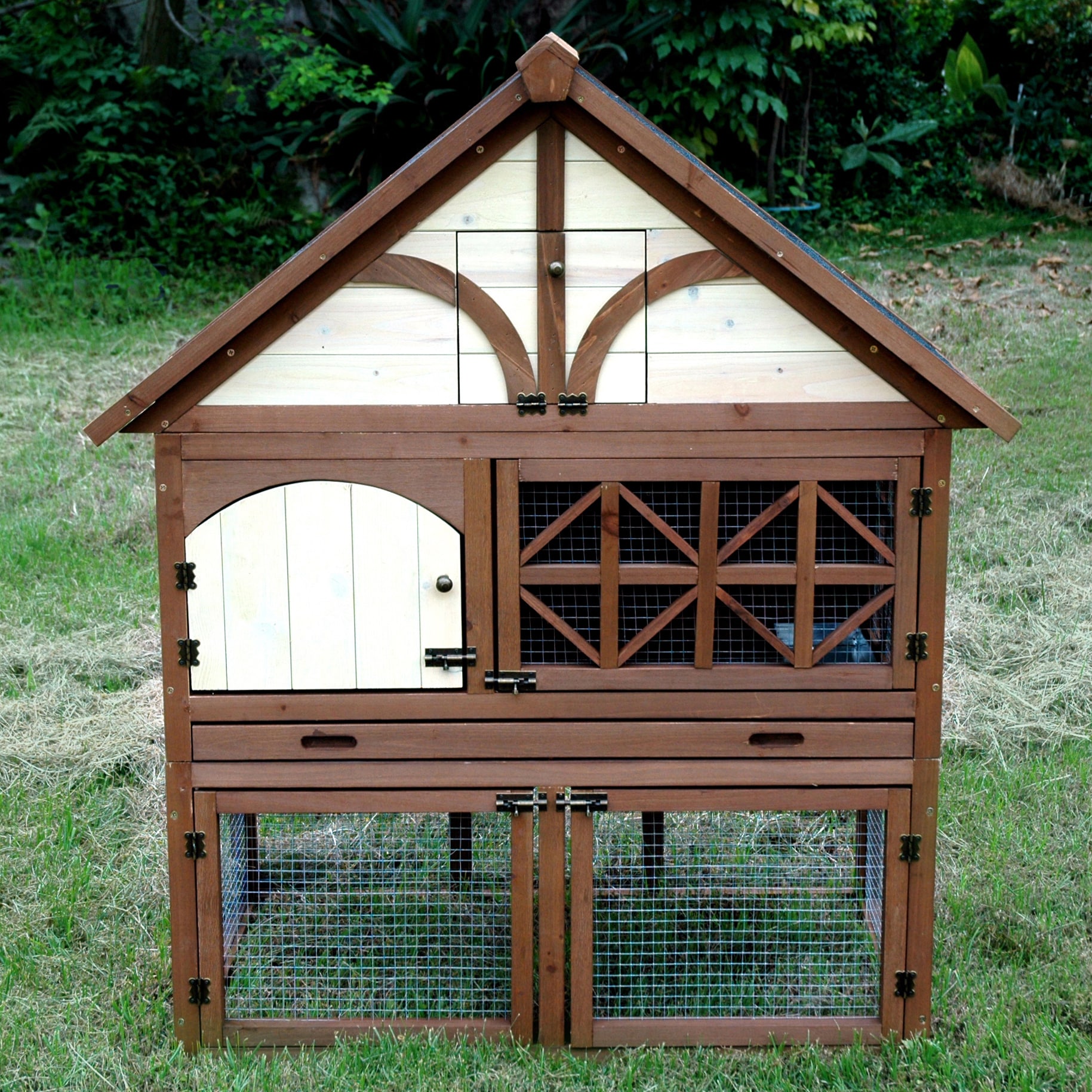 merry products tudor decorative rabbit hutch