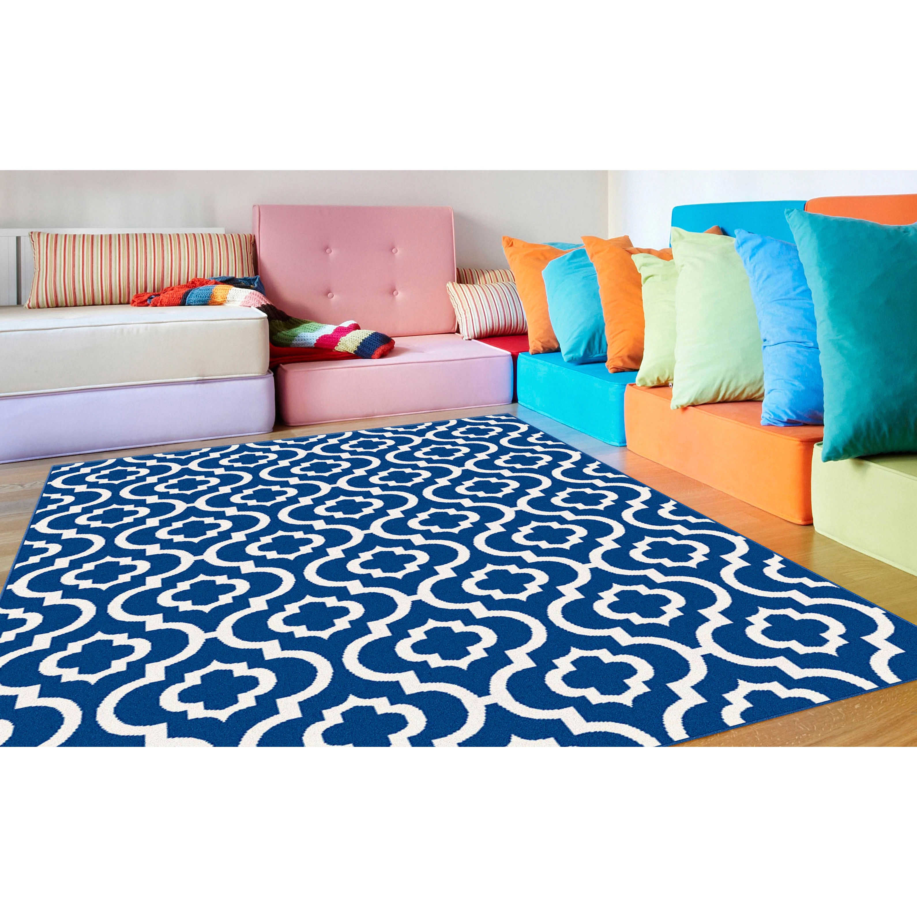 Metropolis Contemporary Navy Polypropylene Runner Rug (27 X 73)